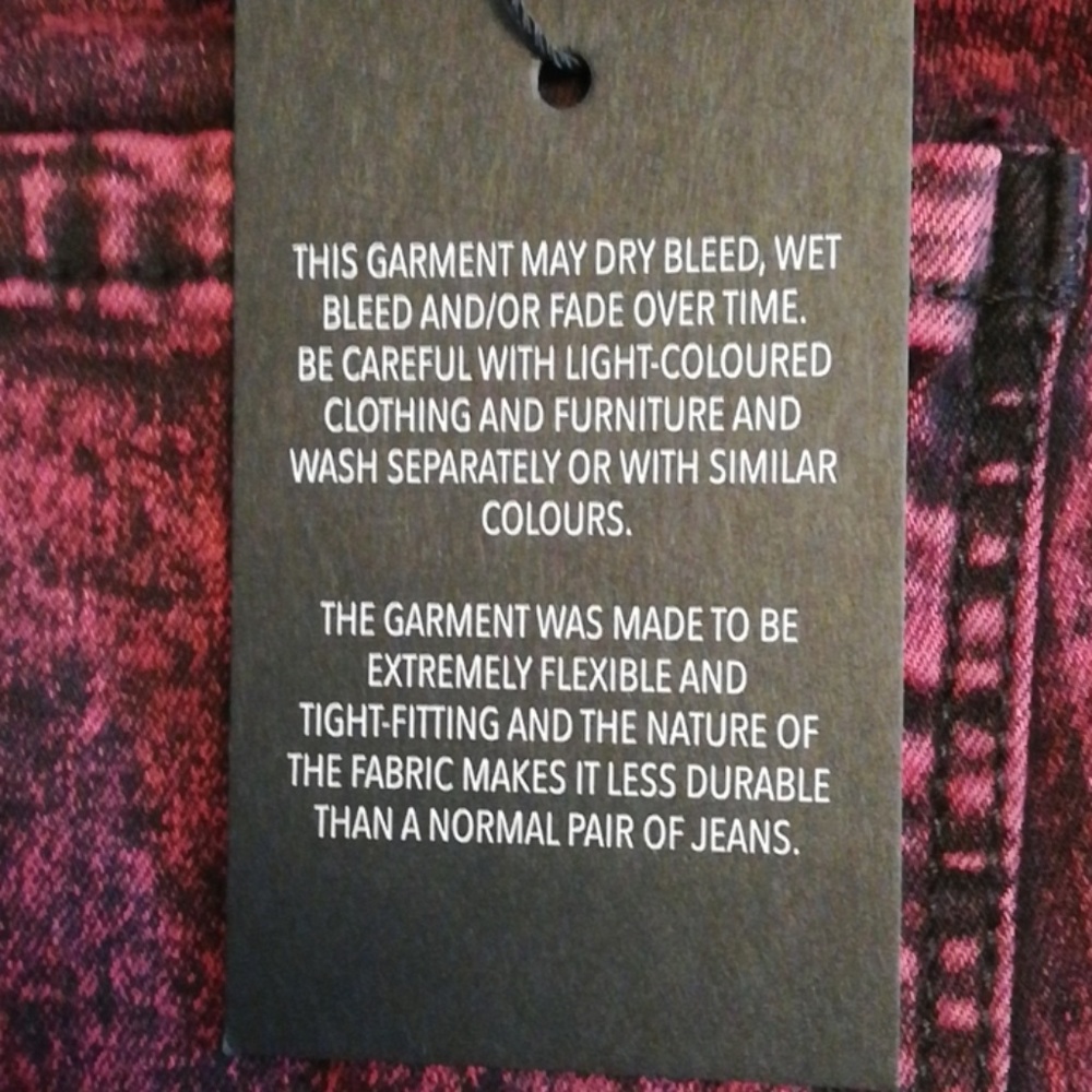 NWT Dr. Denim 'punk red' acid wash jeans - Picture 8 of 8